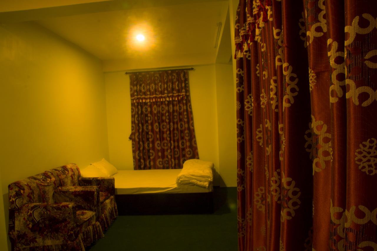 Pradhan House - Home Stay With Garden Бхактапур Экстерьер фото